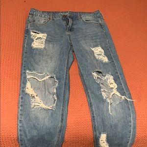 EMPYRE Easton Boyfriend Jeans